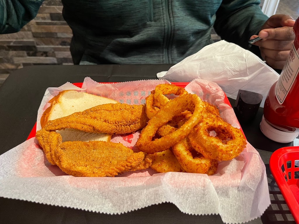 Ruby Js Family Restaurant | restaurant | 4734 W Lisbon Ave, Milwaukee, WI 53208, USA | 4146350131 OR +1 414-635-0131