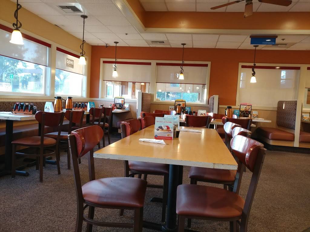 IHOP | restaurant | 1740 E Edinger Ave, Santa Ana, CA 92705, USA | 7142587127 OR +1 714-258-7127