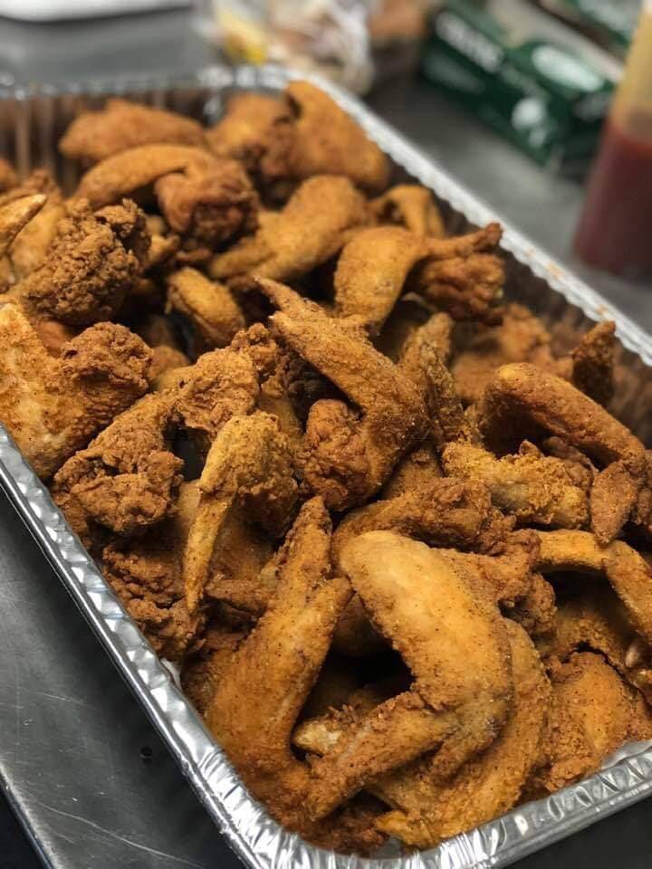 Gowdy’s Seafood of Gary | restaurant | 1013 Broadway, Gary, IN 46402, USA | 2193366210 OR +1 219-336-6210