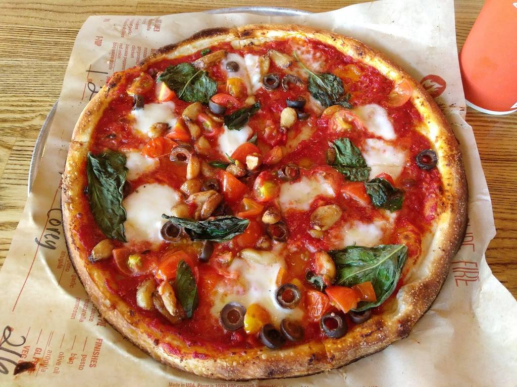 Blaze Pizza | meal takeaway | 2976 W Grant Line Rd, Tracy, CA 95304, USA | 2093910120 OR +1 209-391-0120
