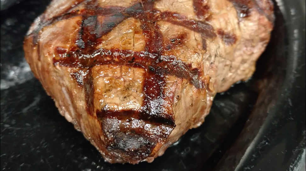 Peppermill Restaurant & EKV Lounge | restaurant | 502 US-20, Valentine, NE 69201, USA | 4023762800 OR +1 402-376-2800