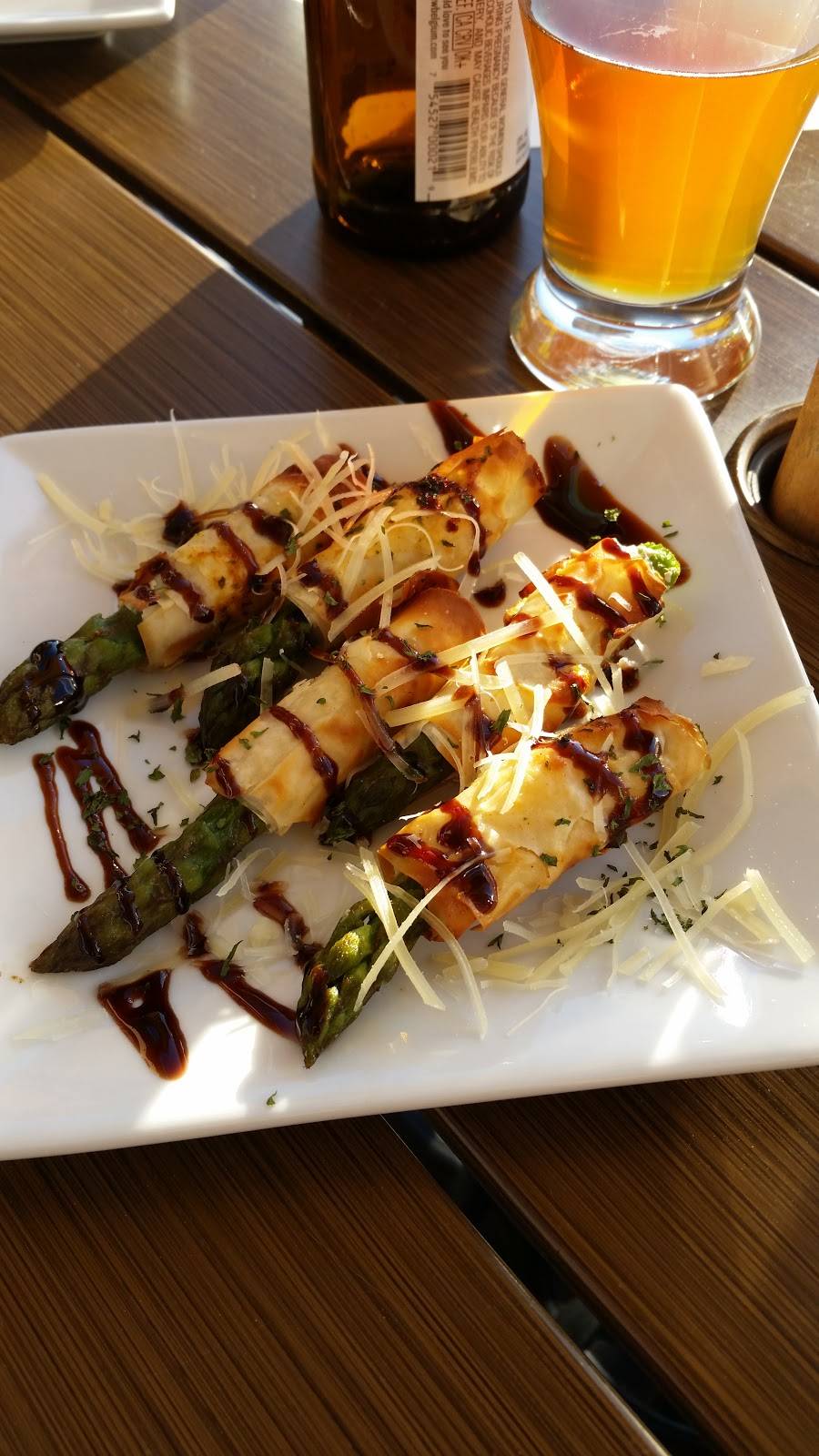 Studio 1212 Cafe & Wine Bar | restaurant | 1212 Marine St, Green Bay, WI 54301, USA | 9205449682 OR +1 920-544-9682