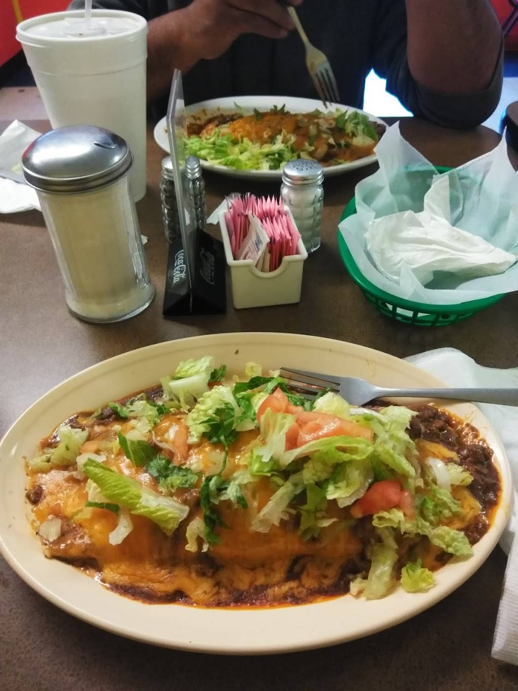 Marilunas Mexican Grill | restaurant | 9756 Southton Rd, San Antonio, TX 78223, USA | 2109982479 OR +1 210-998-2479