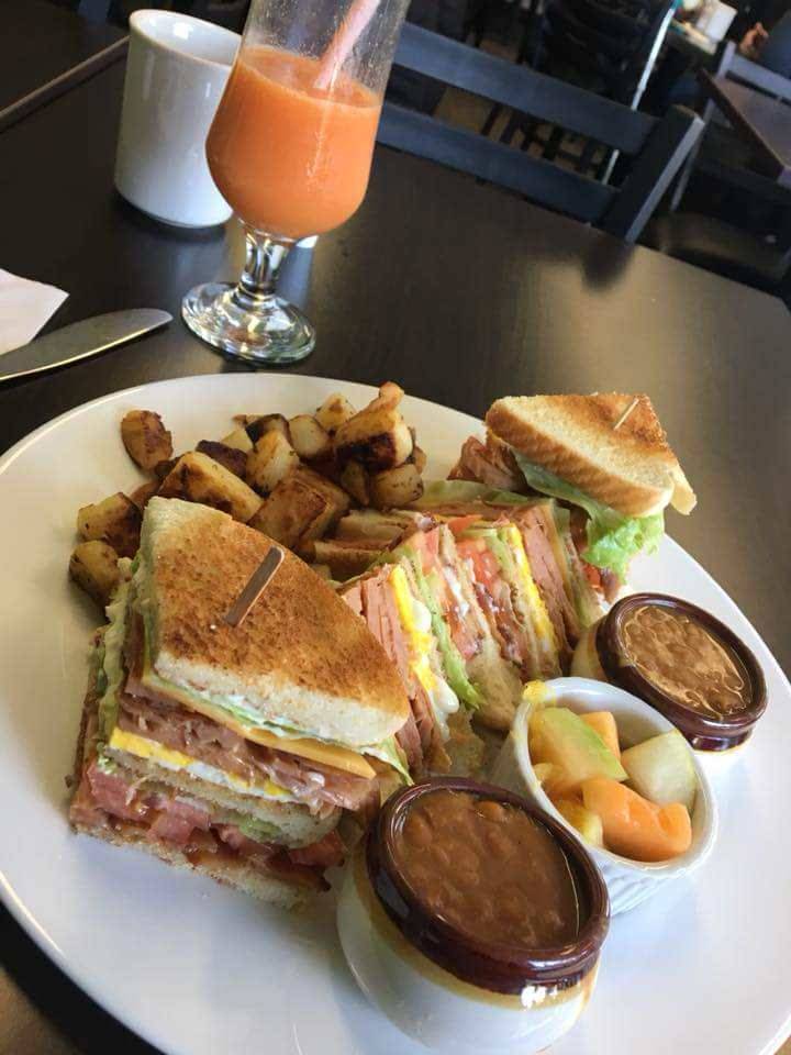 Au Coco NOeufs | restaurant | 1158 Boulevard des Seigneurs, Terrebonne, QC J6W 3W4, Canada | 4503262999 OR +1 450-326-2999