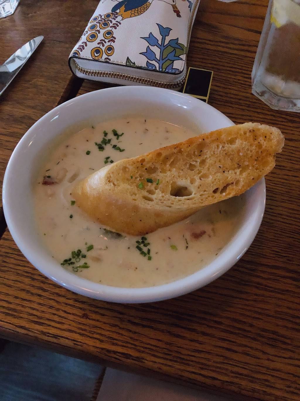 Harbor Seafood & Steak Co. | restaurant | 2302 E Parleys Way, Salt Lake City, UT 84109, USA | 8014669827 OR +1 801-466-9827