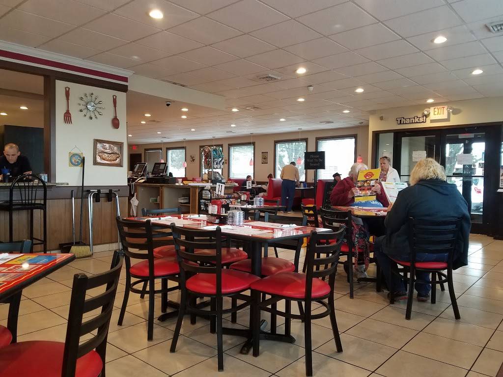 Jo Jos Super Dogs | restaurant | 214 E Pulaski Hwy, Elkton, MD 21921, USA | 4103929830 OR +1 410-392-9830