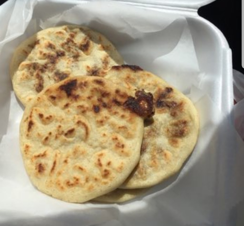 El Guanaco Salvadorean & Mexican Restaurant | restaurant | 2950 B, Middlefield Rd, Redwood City, CA 94063, USA | 6503657878 OR +1 650-365-7878