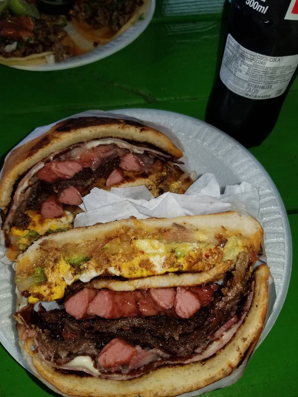 Tortas Chilangas El Rafles | restaurant | 5607, 405 W Hatch Rd, Modesto, CA 95351, USA | 2094500104 OR +1 209-450-0104