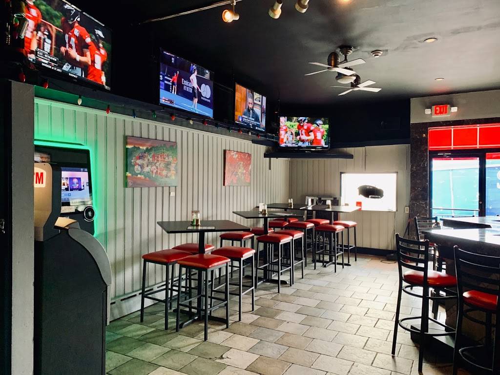 Wissahickon Bar & Bistro | restaurant | 5109 Rochelle Ave, Philadelphia, PA 19128, USA | 2154828583 OR +1 215-482-8583