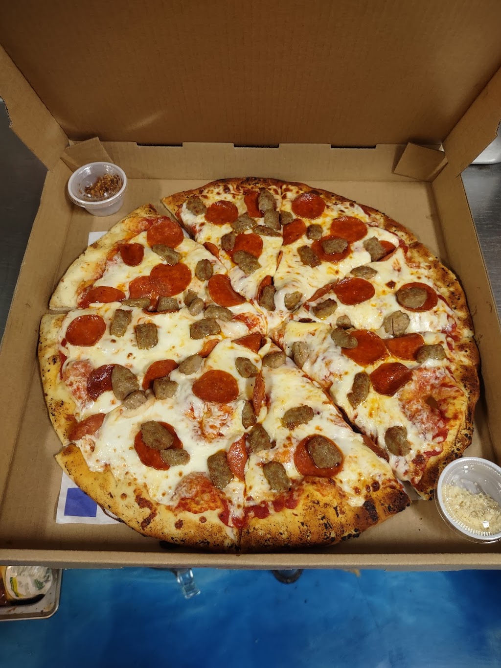 Anchor Smokehouse | restaurant | 165 Bradley Bay Dr, Meadview, AZ 86444, USA | 9285642880 OR +1 928-564-2880