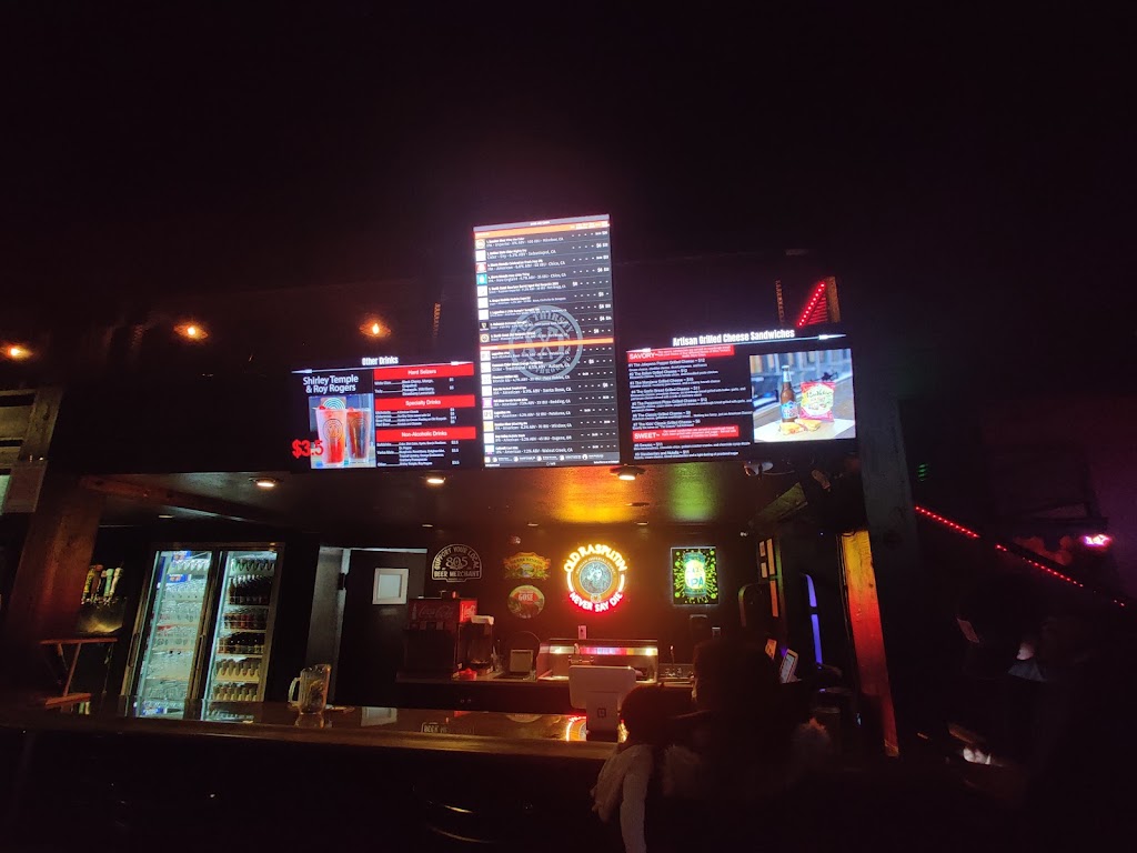 The Thirsty Axe | restaurant | 209 S School St, Ukiah, CA 95482, USA | 7072388778 OR +1 707-238-8778