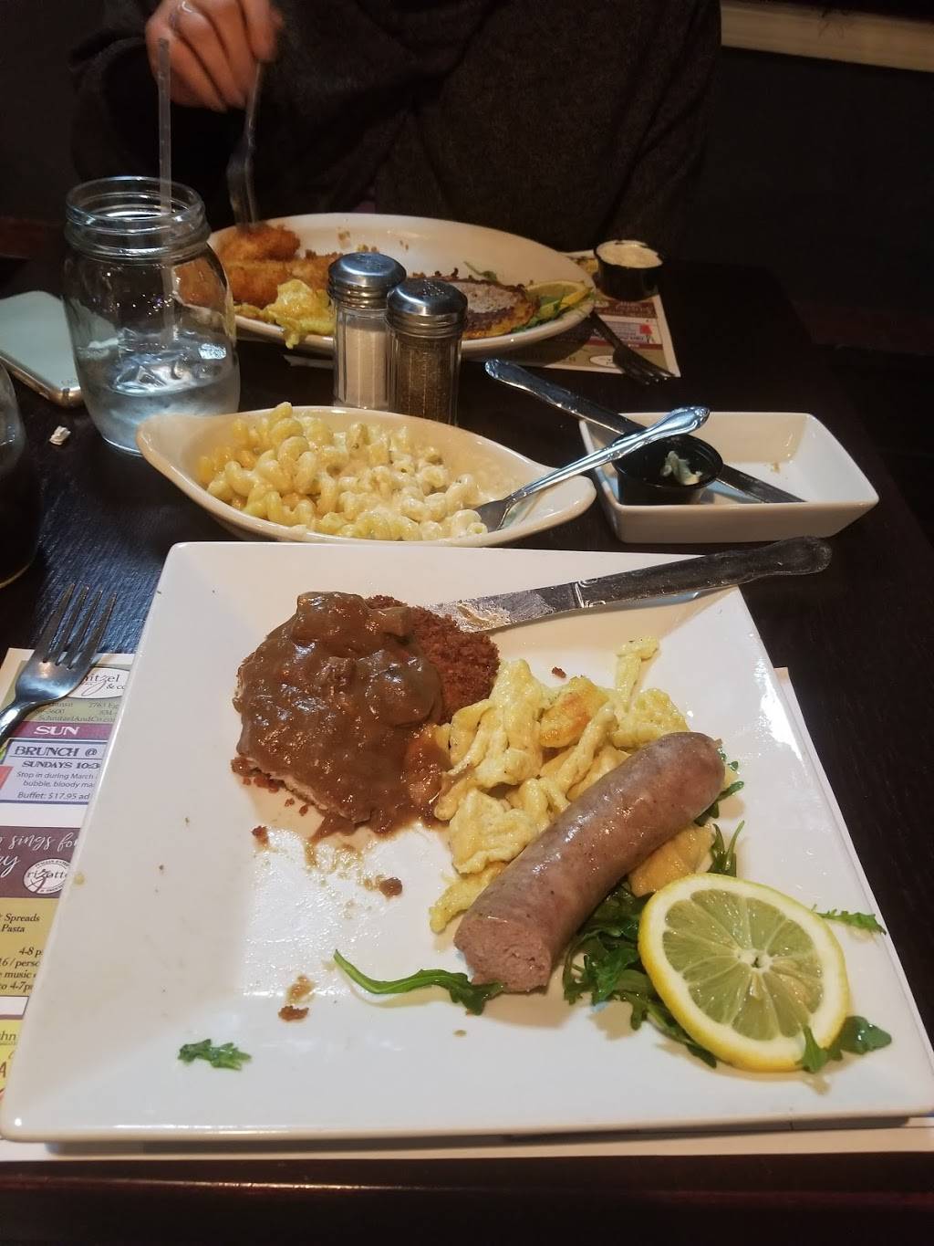 Schnitzel & Co | restaurant | 2763 Eggert Rd, Tonawanda, NY 14150, USA | 7168344404 OR +1 716-834-4404