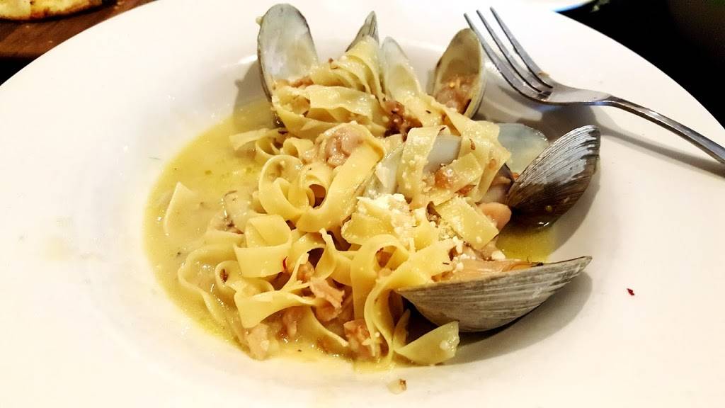 Cucina Rustica | restaurant | 555 Atwood Ave, Cranston, RI 02920, USA | 4019442500 OR +1 401-944-2500