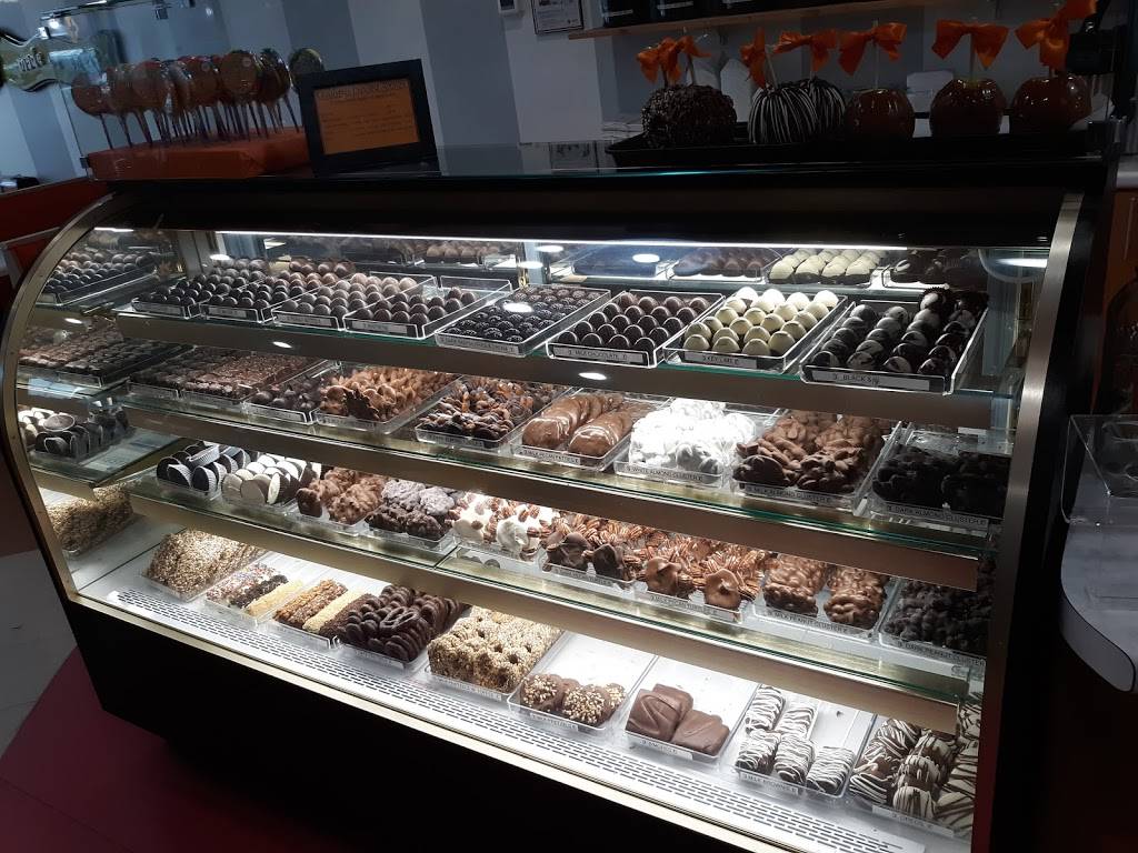 ScoopS | restaurant | 109 SW Broad St, Lyons, GA 30436, USA | 9124033165 OR +1 912-403-3165