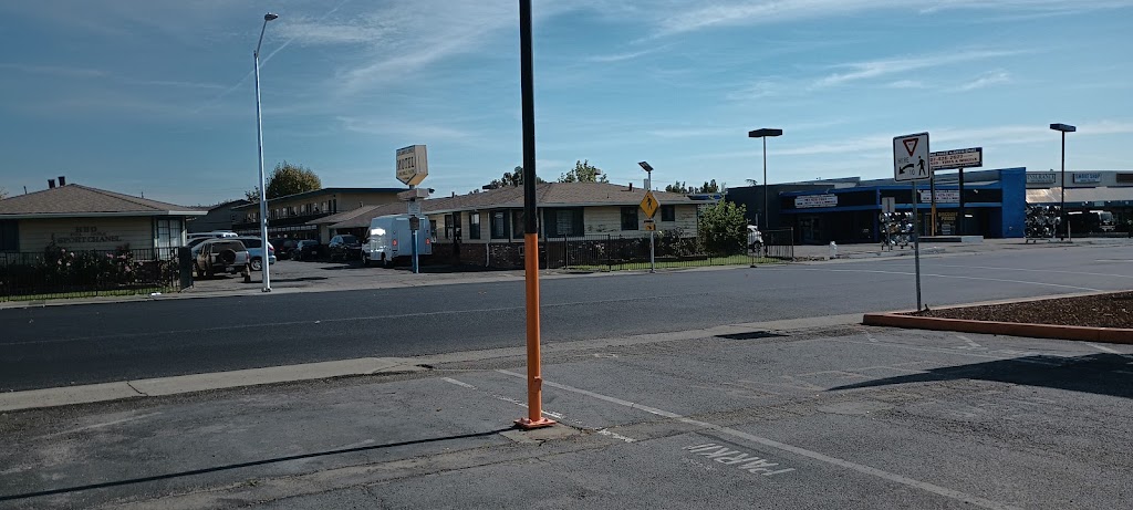 Earls Texas BBQ & Catering | restaurant | 1701 N Texas St, Fairfield, CA 94533, USA | 7077121118 OR +1 707-712-1118