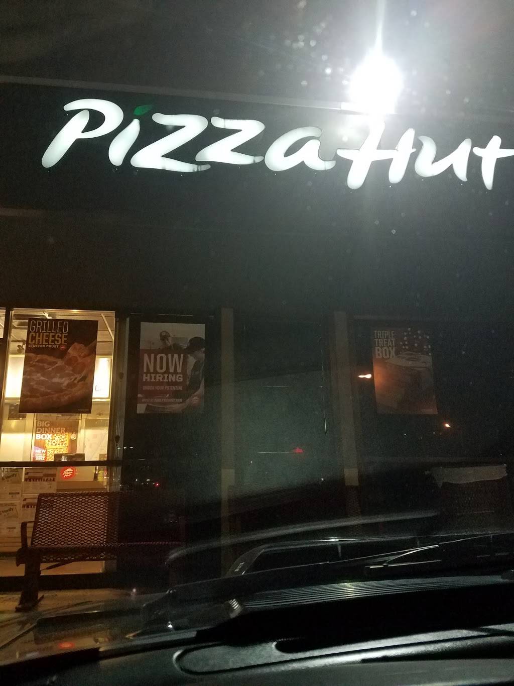 Pizza Hut | restaurant | 2541 S Fairview St, Santa Ana, CA 92704, USA | 7145492288 OR +1 714-549-2288