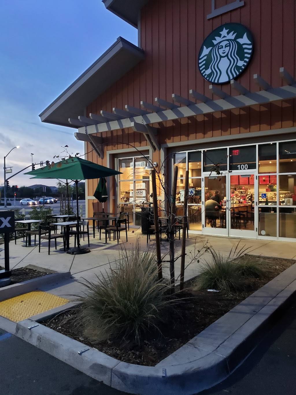 Starbucks | cafe | 10988 Bellegrave Ave Unit 100, Jurupa Valley, CA 91752, USA | 9513619352 OR +1 951-361-9352