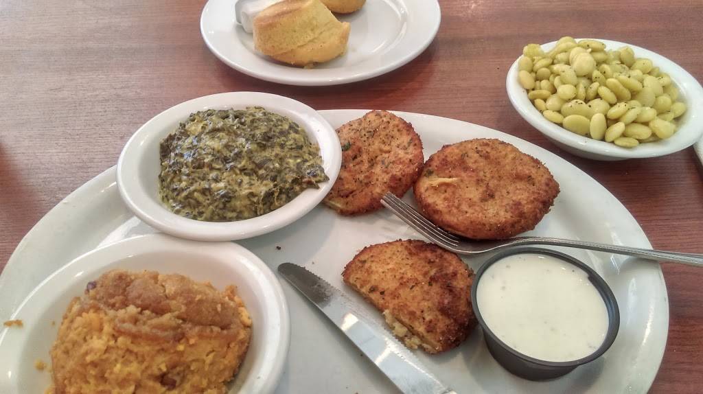 Roasters | restaurant | 12850 GA-9, Alpharetta, GA 30004, USA | 7707530055 OR +1 770-753-0055