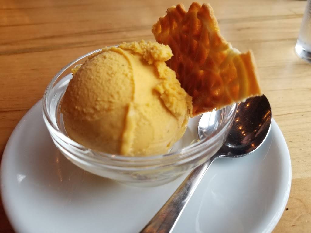 Tutta Bella Neapolitan Pizzeria - Wallingford | restaurant | 4411 Stone Way N, Seattle, WA 98103, USA | 2066333800 OR +1 206-633-3800