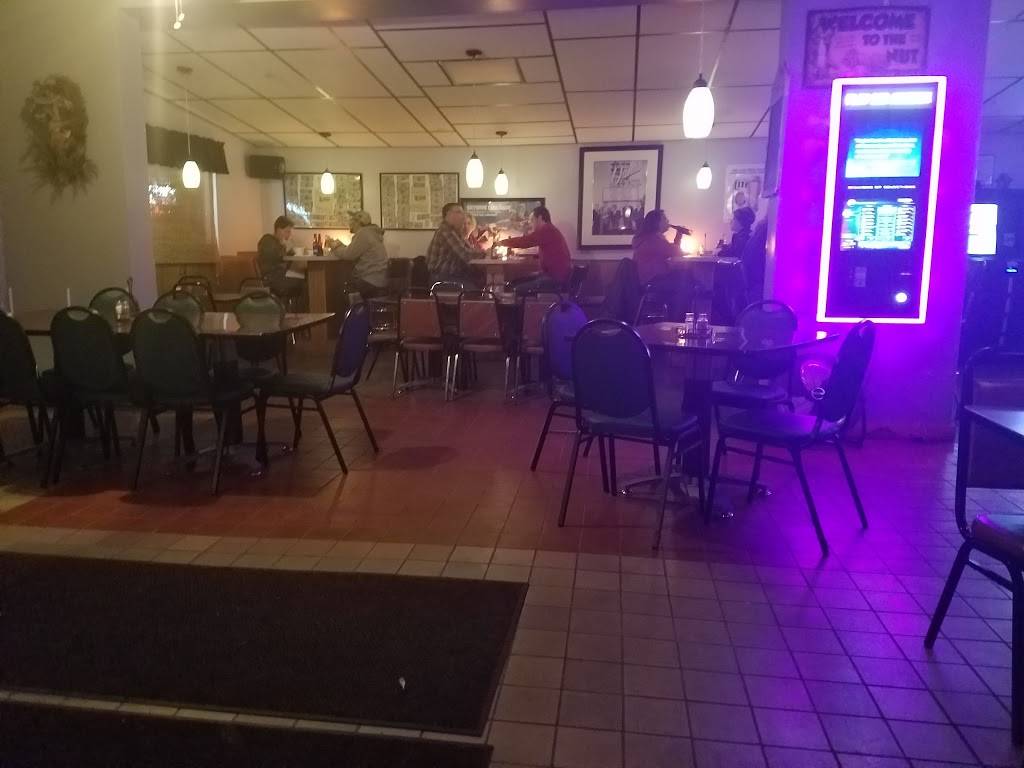 Sandis Bar & Gril Llc | restaurant | 3112 E 1961st Rd, Ottawa, IL 61350, USA | 8154319464 OR +1 815-431-9464