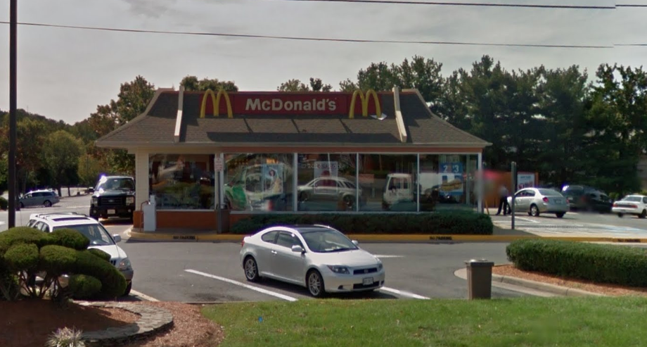 McDonalds | cafe | 2300 Plank Rd, Fredericksburg, VA 22401, USA | 5404223067 OR +1 540-422-3067