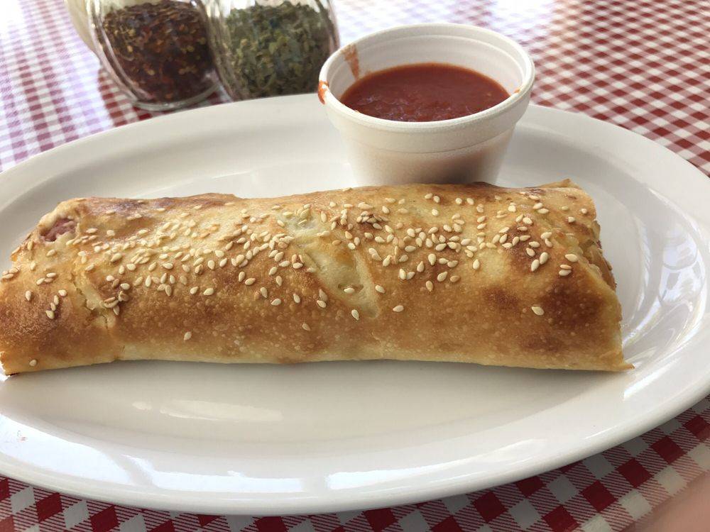 Vinnies Pizzeria | restaurant | 6100, 6635 Alhambra Ave # 212, Martinez, CA 94553, United States | 9259435771 OR +1 925-943-5771