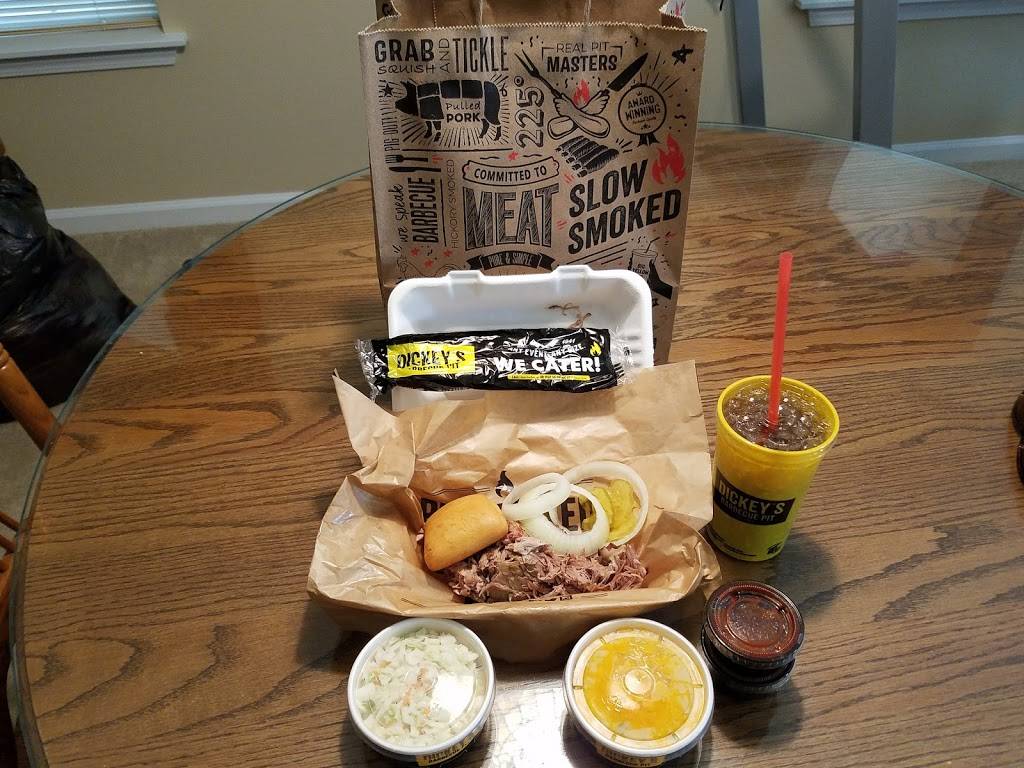 Dickeys Barbecue Pit | restaurant | 6886 Governors W Ste 112, Huntsville, AL 35806, USA | 2562704425 OR +1 256-270-4425