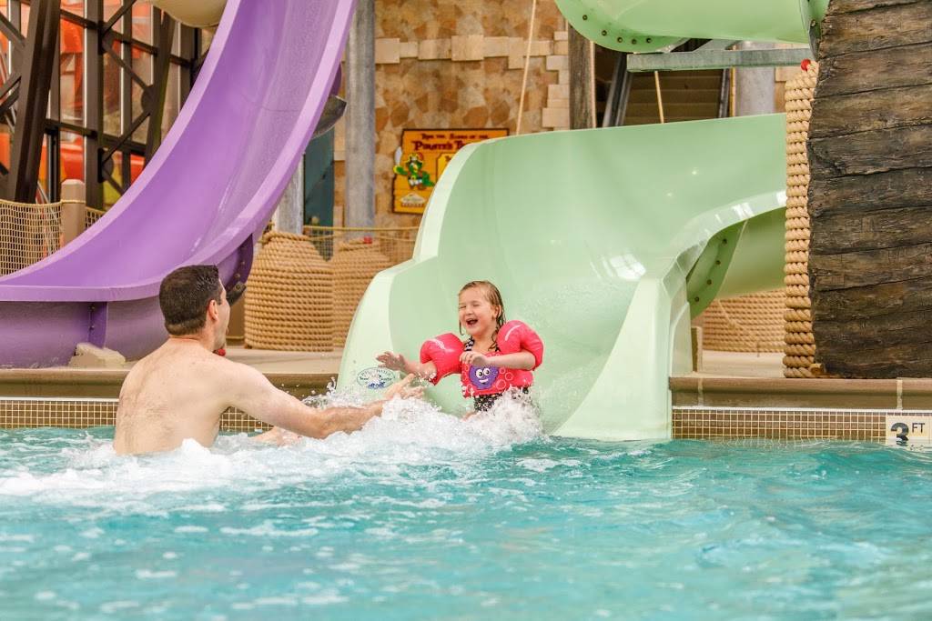 Pirates Cay Indoor Water Park | restaurant | 2558 N 3653rd Rd, Sheridan, IL 60551, USA | 8154963292 OR +1 815-496-3292