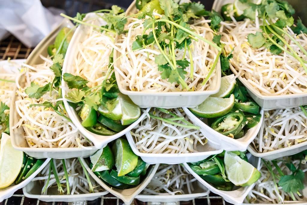 I Luv Pho | restaurant | 4500 Satellite Blvd #1100, Duluth, GA 30096, USA | 7702498989 OR +1 770-249-8989