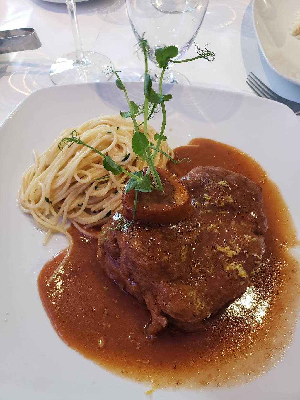 La Piazza - Le Challenger | restaurant | 2525 Rue des Nations, Saint-Laurent, QC H4R 3C8, Canada | 5143370030 OR +1 514-337-0030