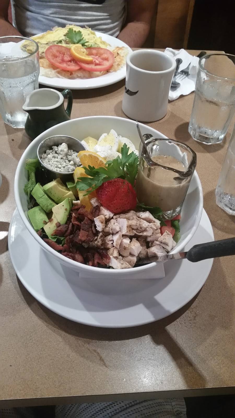 Big Chicks | night club | 5024 N Sheridan Rd, Chicago, IL 60640, USA | 7737285511 OR +1 773-728-5511