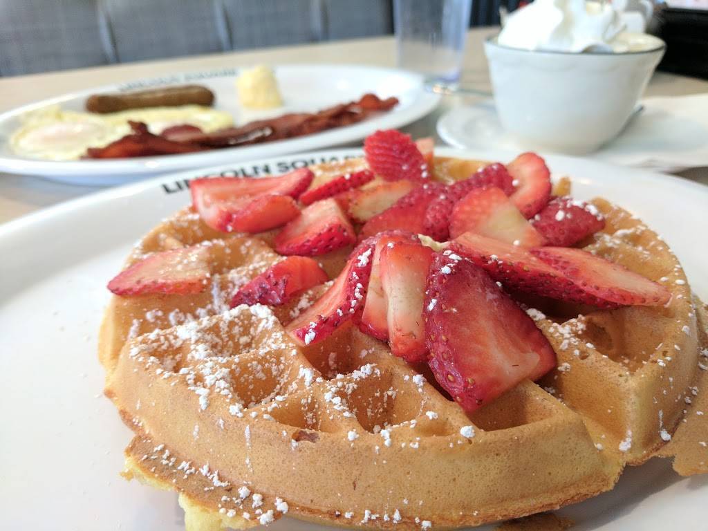 Lincoln Square Pancake House - Irvington | restaurant | 5648 E Washington St, Indianapolis, IN 46219, USA | 3173774205 OR +1 317-377-4205
