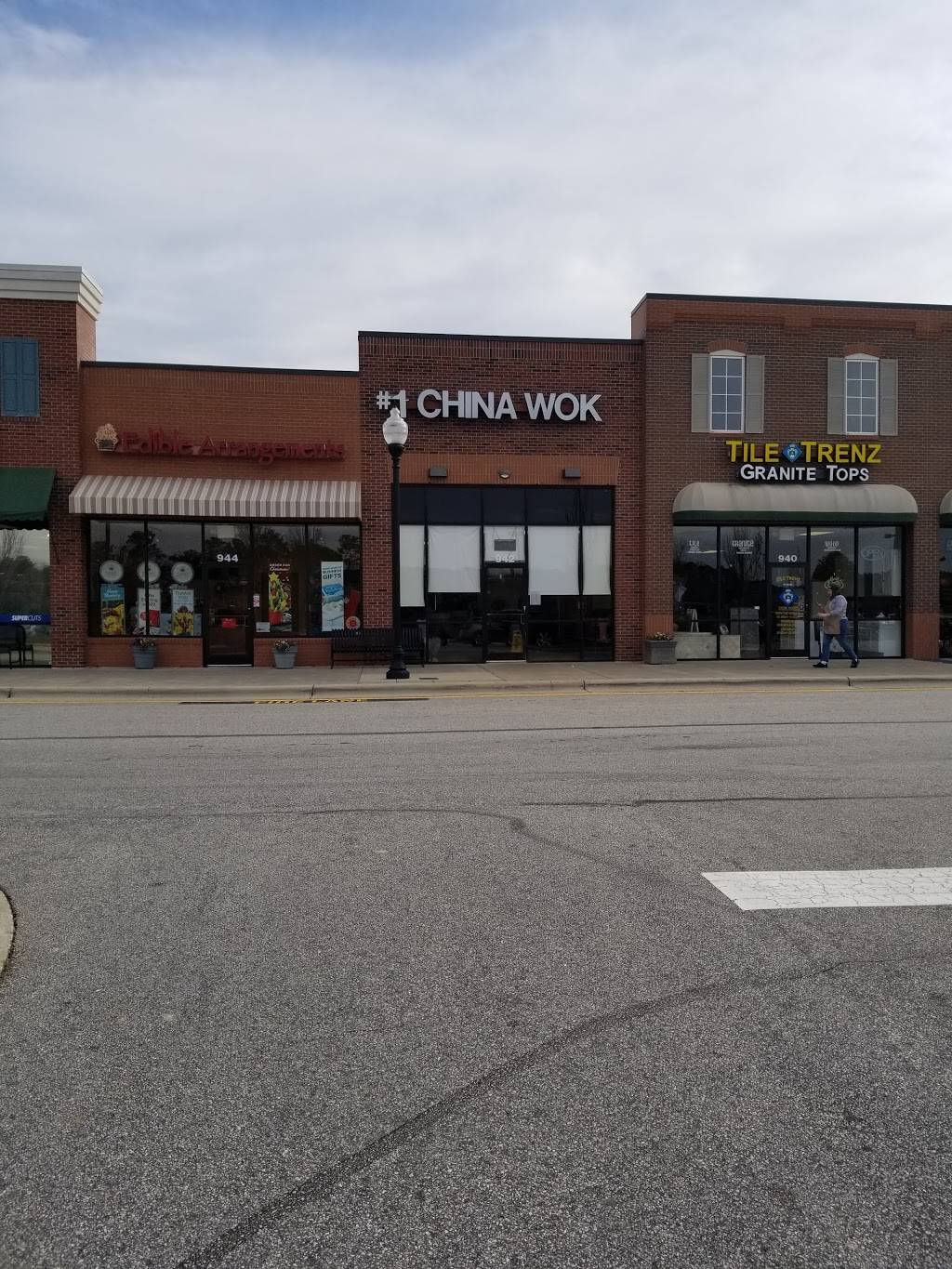 China Wok | restaurant | 942 Gateway Commons Cir, Wake Forest, NC 27587, USA | 9195701688 OR +1 919-570-1688