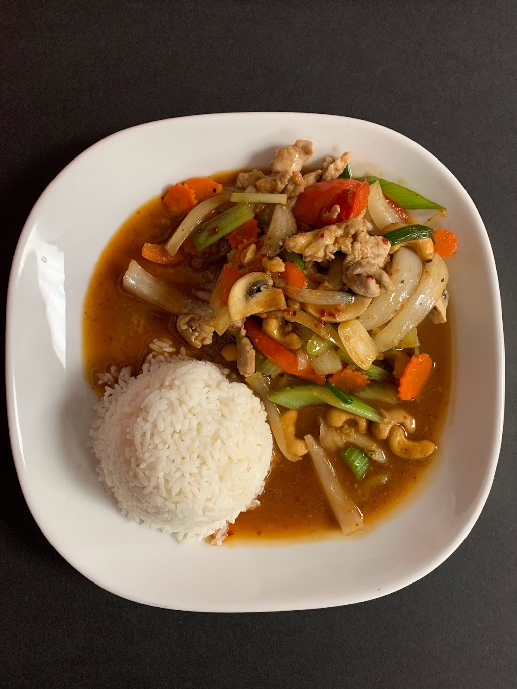 Medford Siam Café Thai Cuisine | restaurant | 618 W Main St, Medford, OR 97501, USA | 5417344789 OR +1 541-734-4789