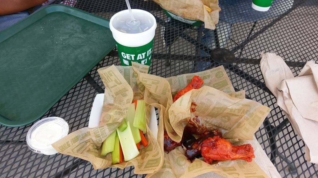 Wingstop | restaurant | 1701 W Parmer Ln Ste 104, Austin, TX 78727, USA | 5129779464 OR +1 512-977-9464