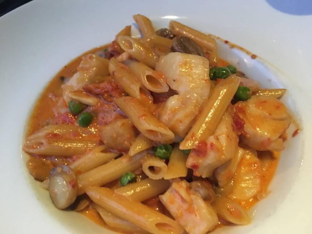 Anthony Js Bistro | restaurant | 6 Holmes St, Mystic, CT 06355, USA | 8605360448 OR +1 860-536-0448