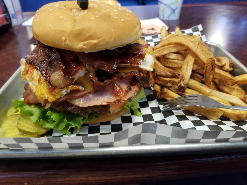 Beachwood Eatery | restaurant | 504 9th, The Dalles, OR 97058, USA | 5412962956 OR +1 541-296-2956