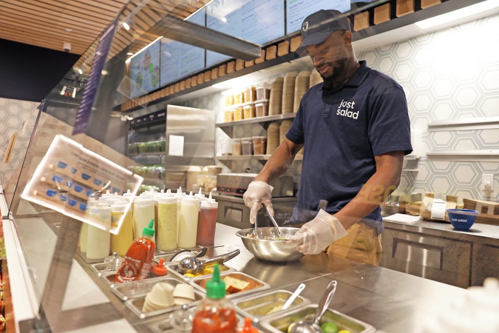 Just Salad | restaurant | 6040 Jericho Turnpike, Commack, NY 11725, USA | 8666733757 OR +1 866-673-3757