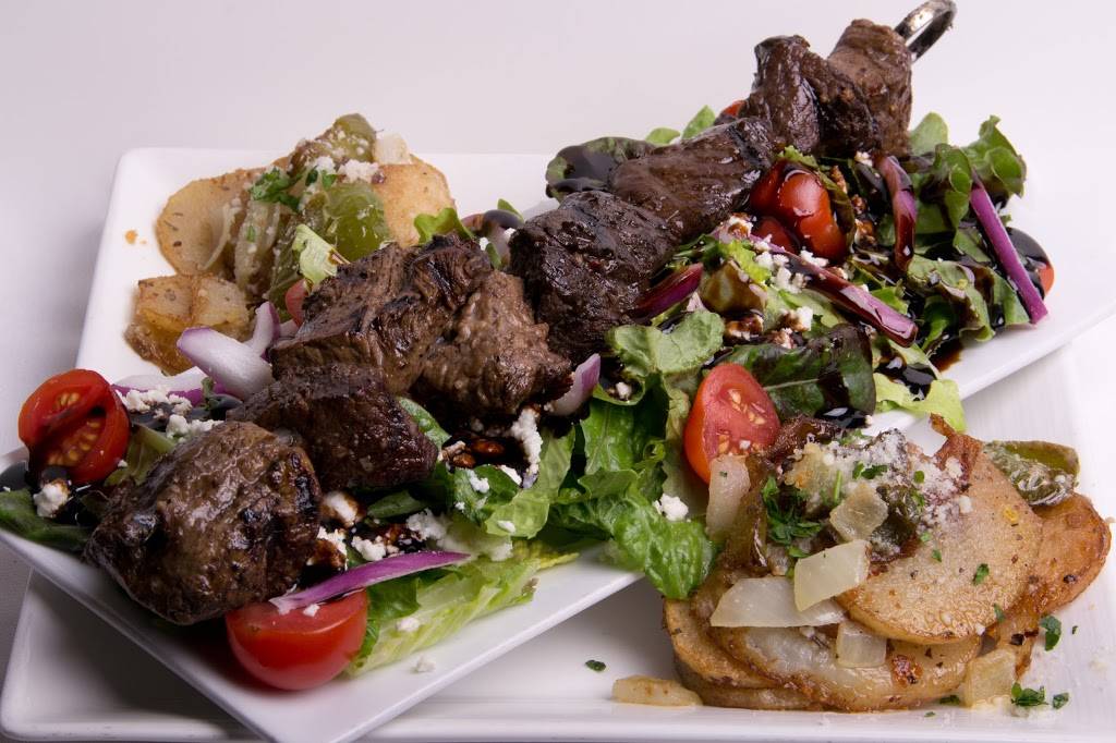 Aqua Vino Restaurant | restaurant | 16 Harbor Lock Rd, Utica, NY 13502, USA | 3157320116 OR +1 315-732-0116