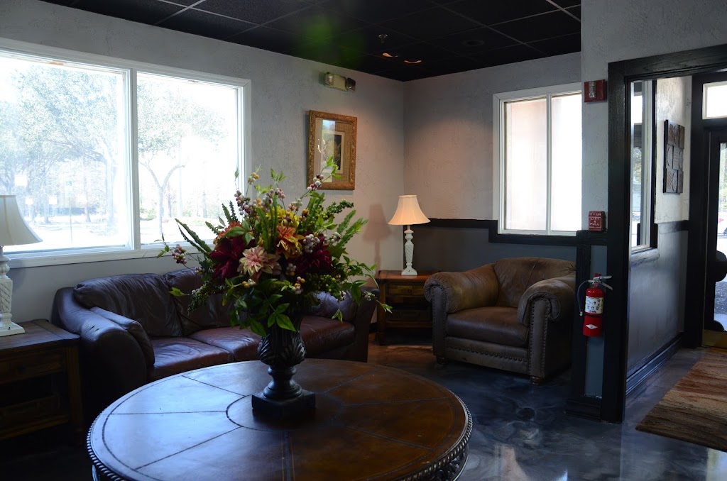 Unique Soul Food & Cigar Lounge | restaurant | 1750 Wells Rd #400, Orange Park, FL 32073, USA | 9049321911 OR +1 904-932-1911