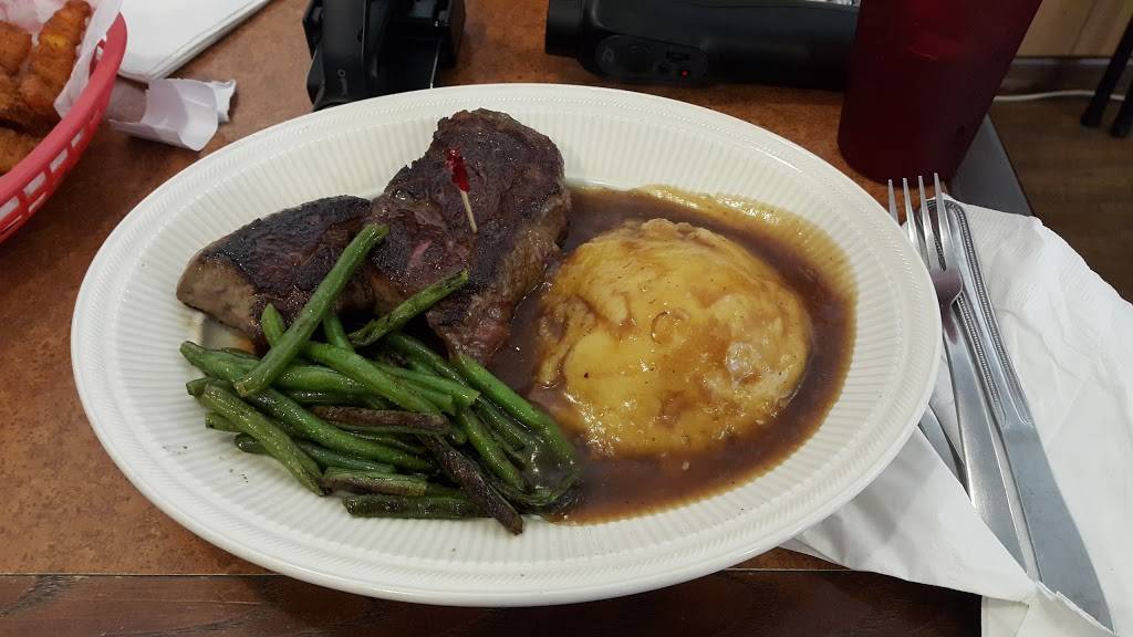 Eddiess Drive In West | restaurant | 5036 Paw Paw Lake Rd, Coloma, MI 49038, USA | 2694682345 OR +1 269-468-2345