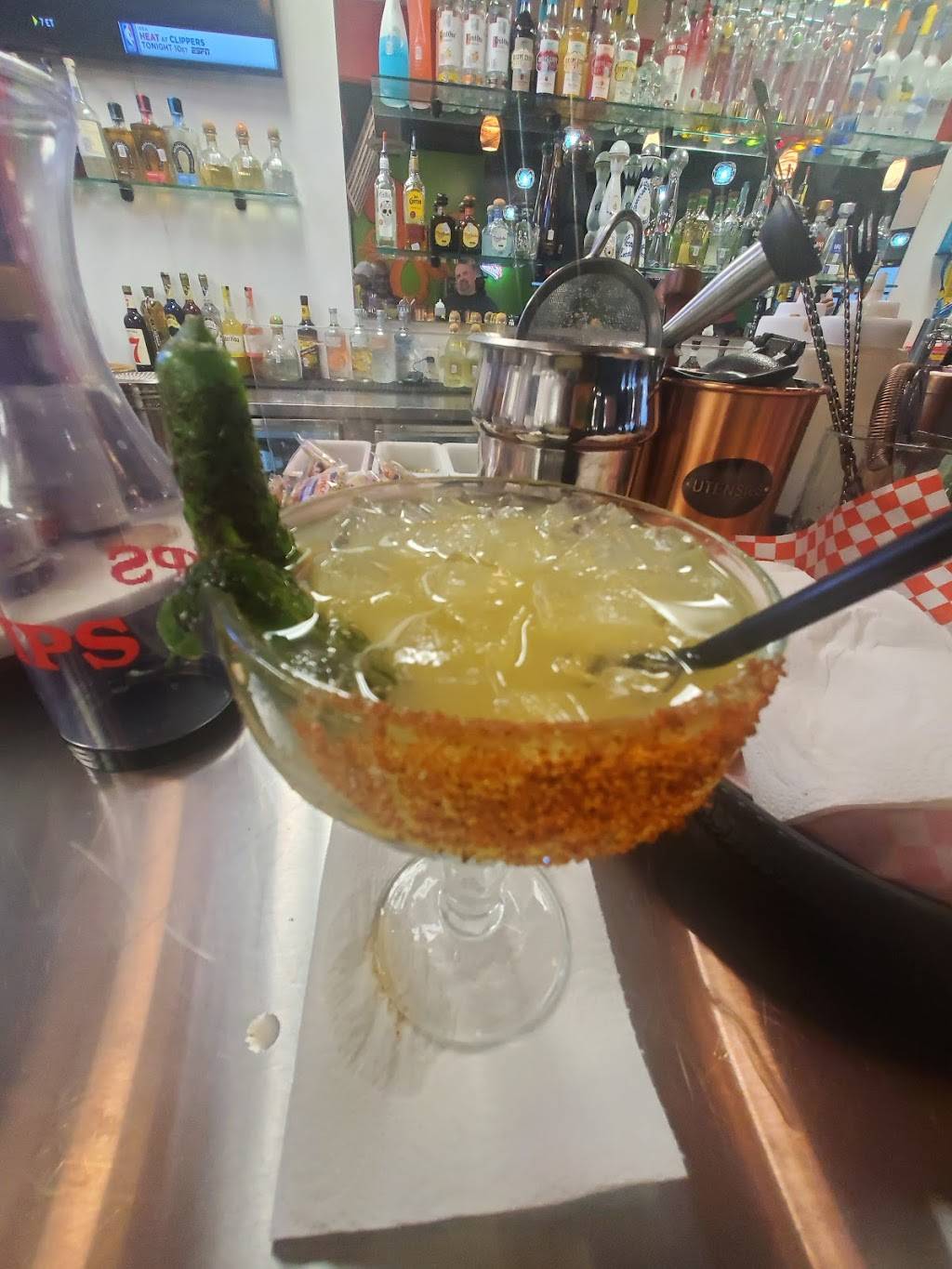 Fish n Tails Oyster Bar | restaurant | 209 Industrial Ct, Wylie, TX 75098, USA | 2142993954 OR +1 214-299-3954