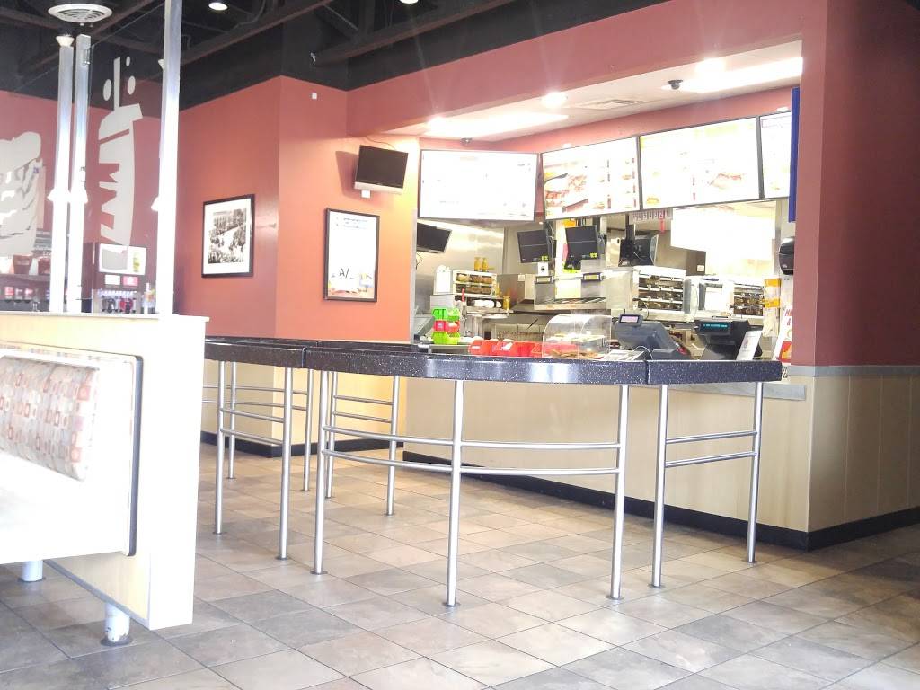 Burger King | restaurant | 420 Valley Hi Dr, San Antonio, TX 78227, USA | 2106733900 OR +1 210-673-3900