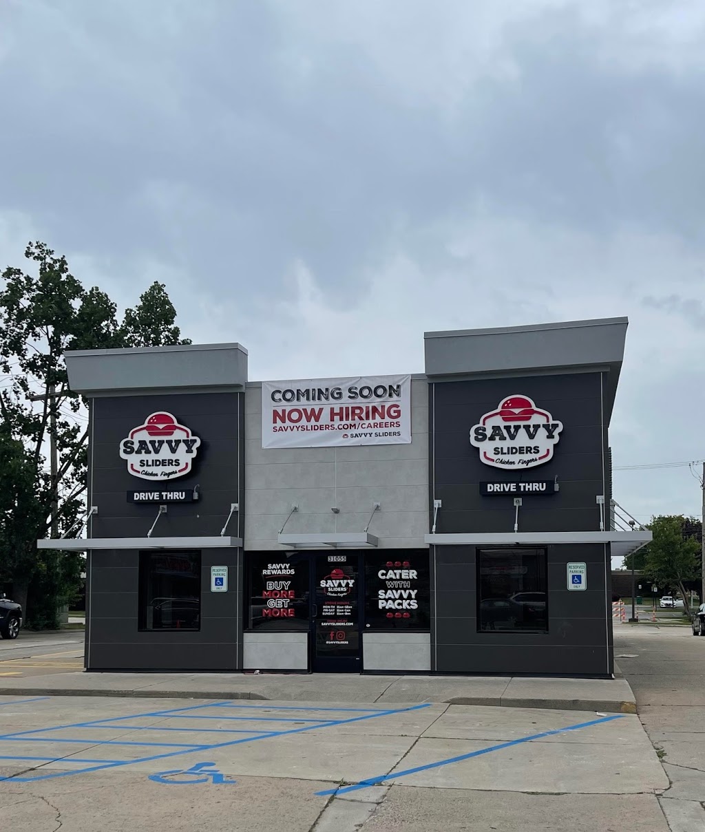 Savvy Sliders | meal takeaway | 31055 John R Rd, Madison Heights, MI 48071, USA | 5863155555 OR +1 586-315-5555