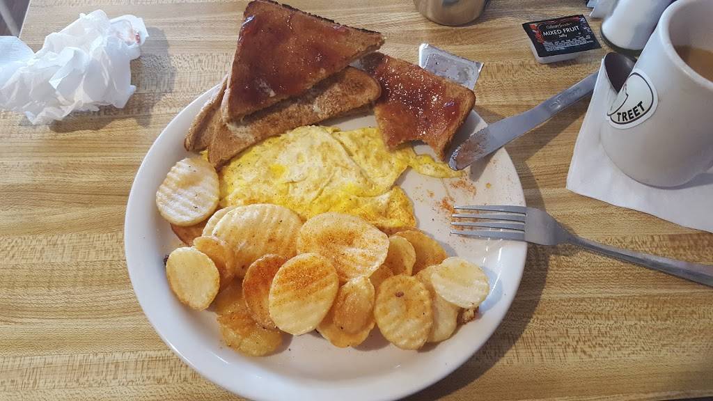 Sweet Treet | restaurant | 230 Wyoming Ave, Kingston, PA 18704, USA | 5702876608 OR +1 570-287-6608