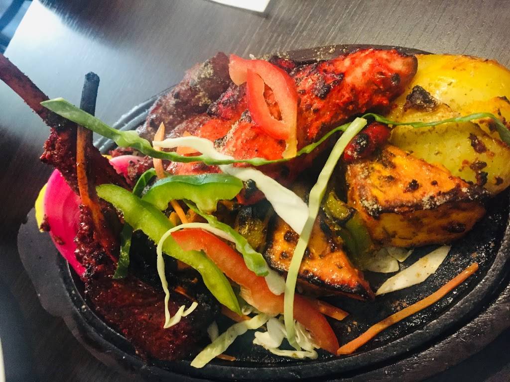 Lageez Authentic Indian Cusine | restaurant | 641 Pharmacy Ave, Scarborough, ON M1L 3H3, Canada | 4162857999 OR +1 416-285-7999