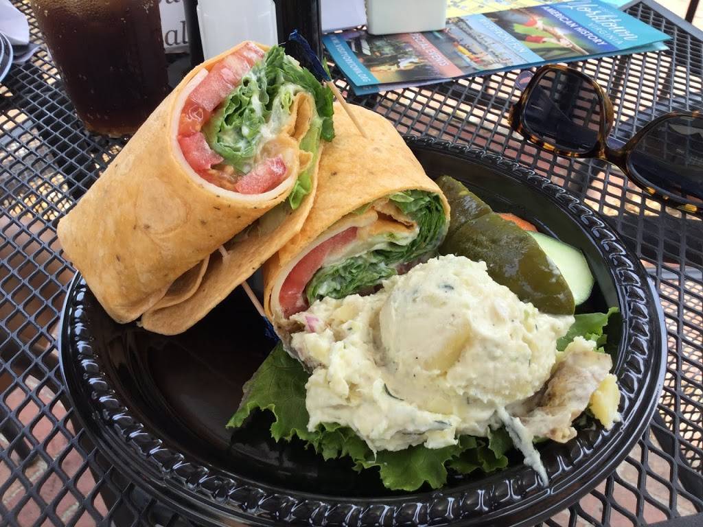 Carrot Tree Kitchens | restaurant | 323 Water St, Yorktown, VA 23690, USA | 7579881999 OR +1 757-988-1999