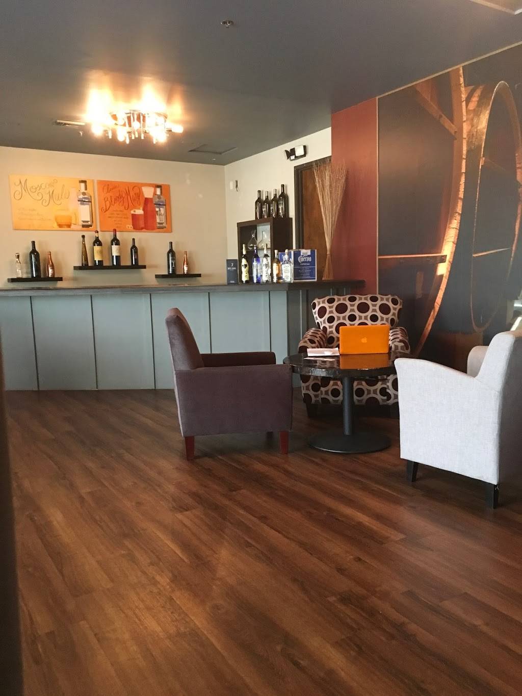 Urban Margarita | restaurant | 6685 W Beardsley Rd #180, Glendale, AZ 85308, USA | 6235616674 OR +1 623-561-6674