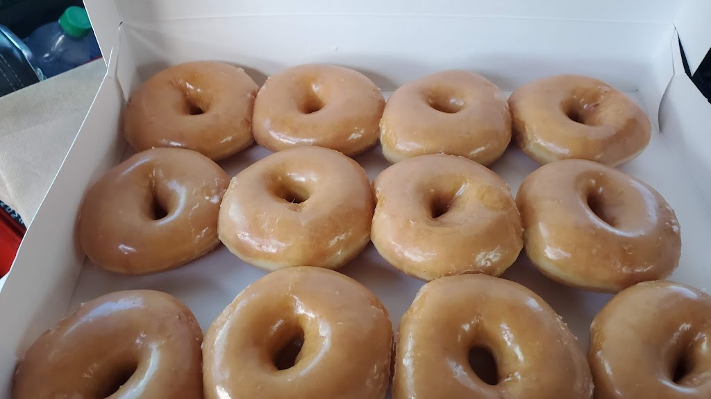 Krispy Kreme | bakery | 3095 Ross Clark Cir Ste 84W, Dothan, AL 36301, USA | 3346770741 OR +1 334-677-0741
