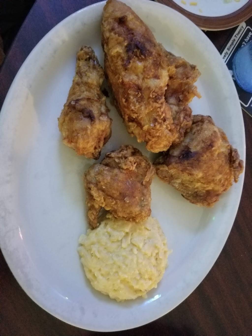 Hollandale Three In One | restaurant | 101 Park Ave W, Hollandale, MN 56045, USA | 5078893253 OR +1 507-889-3253